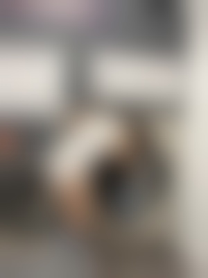 Coconut Creek, FL – hunk needs a service job