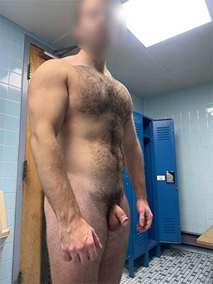 Your locker room fantasy with a 41 yo daddy, East Point, GA
