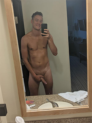 New Haven, CT – Facefuck my power top face