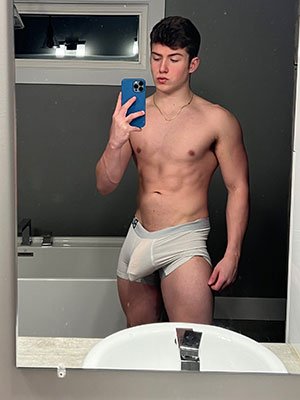 D1 College Swimmer l4 twinks to fuck in Lexington