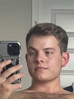 Fuzzier and wilder than I look, preppy boy from Jonesboro, AR