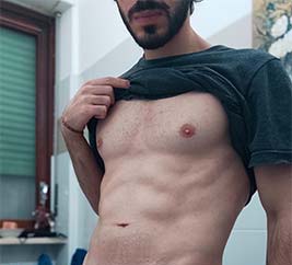 A king Italian cock awaits you gay bros in Queens