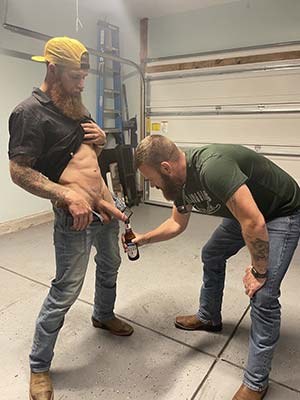 Two rugged countrymen in Tupelo, MS want to ram it up your ass