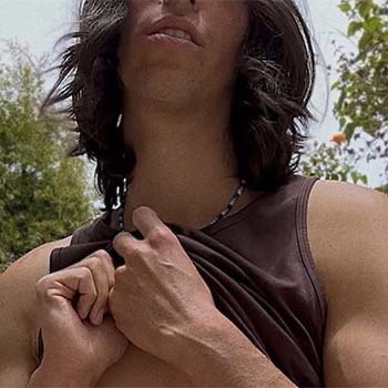 Wild long haired local Hawaiian guy, hooking up in Honolulu