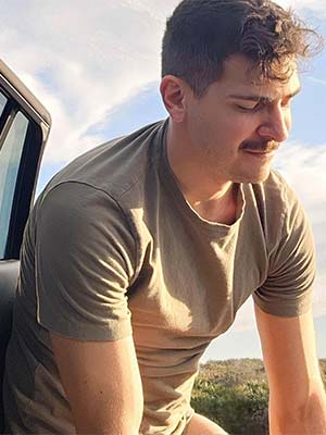 The thrill of road side sex, Fairfield, California gay horny‑toad