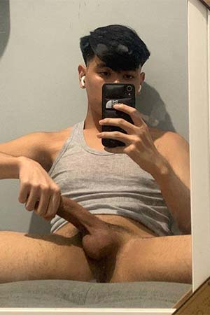 Rare hung Filipino is gay sex dating around Daly City, CA