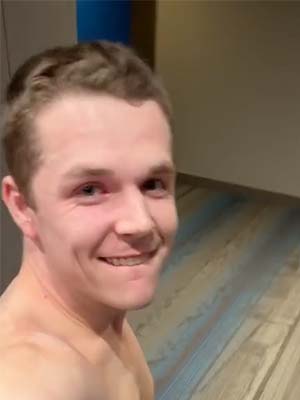 Daring streaker in Cincinnati is L4 a partner