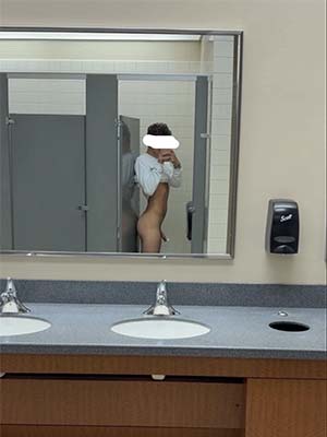 Cute twinkie waits naked in the public restrooms, Indianapolis