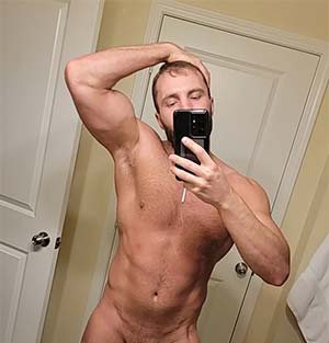 Hunk searching open couples for threesomes, OH